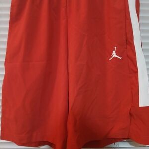 Brand NEW Jordan Kids Basketball Red and White Shorts Size L